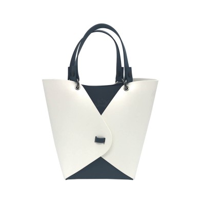 Alessia en Eva Bleu et...